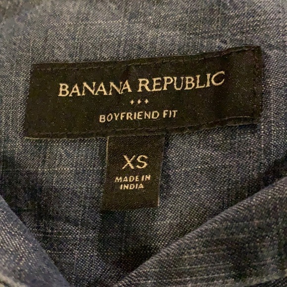 Banana Republic Boyfriend Fit Chambray Top - Picture 4 of 5